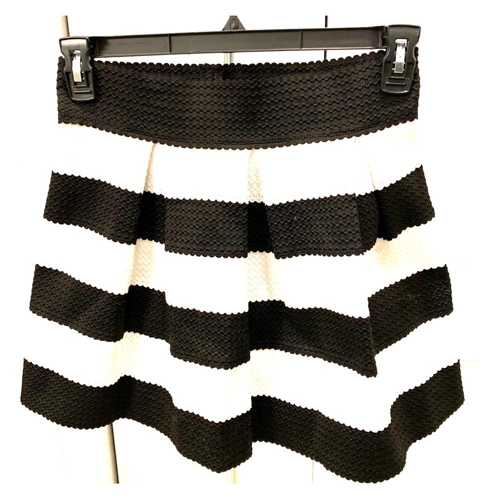 Black and White mini flared skirt